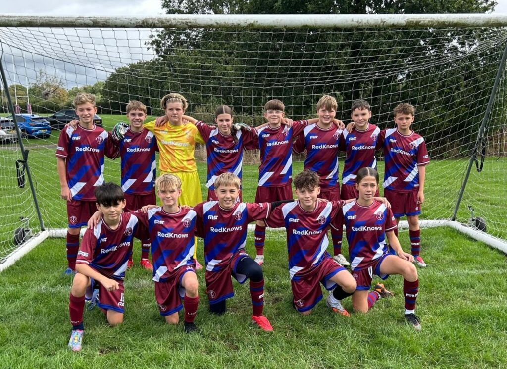 Solihull Maroons Under 13 Football Team, sponsored by RedKnows